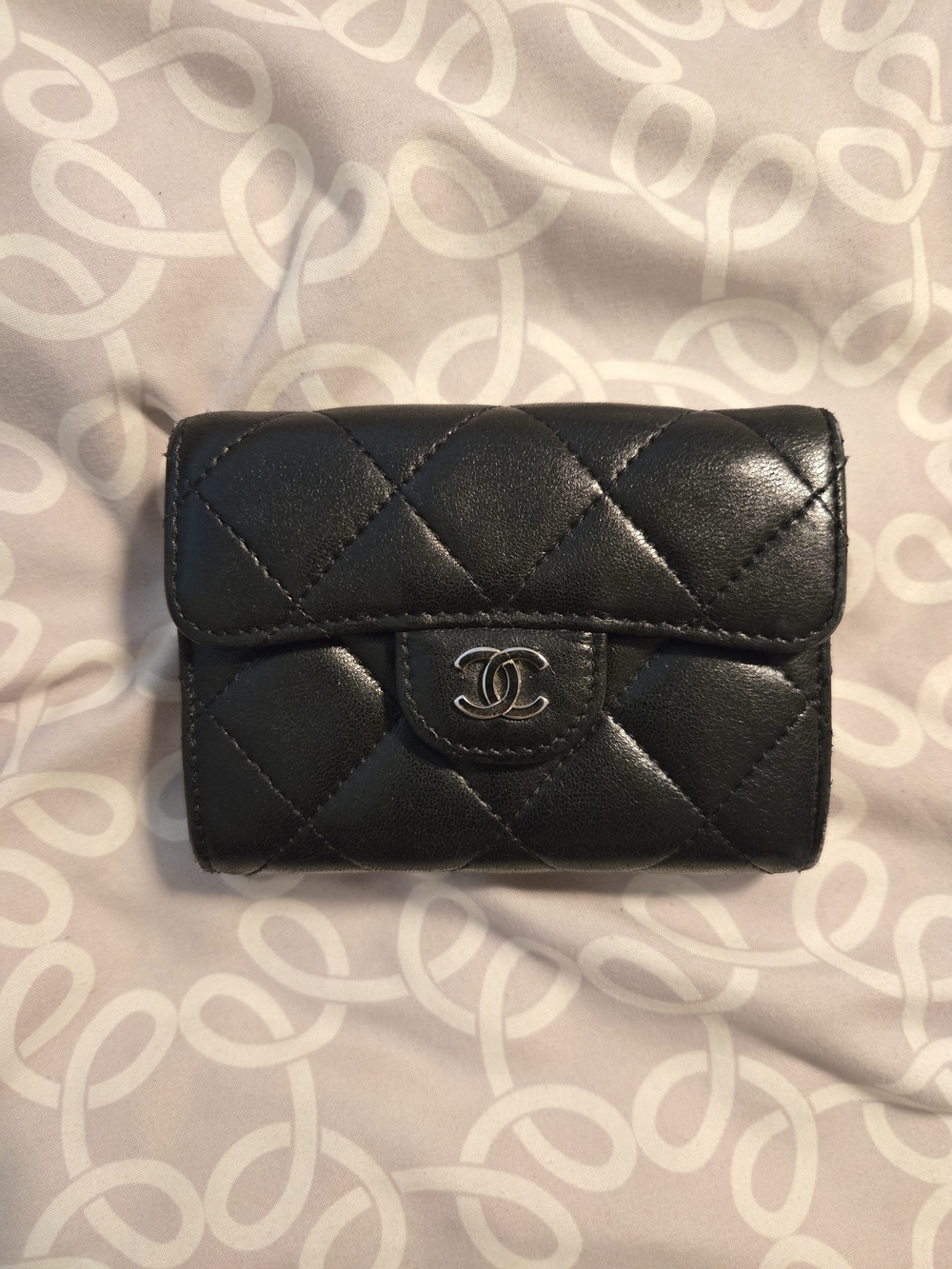 CHANEL black wallet card holder case coin pouch vuitton gucci hermes